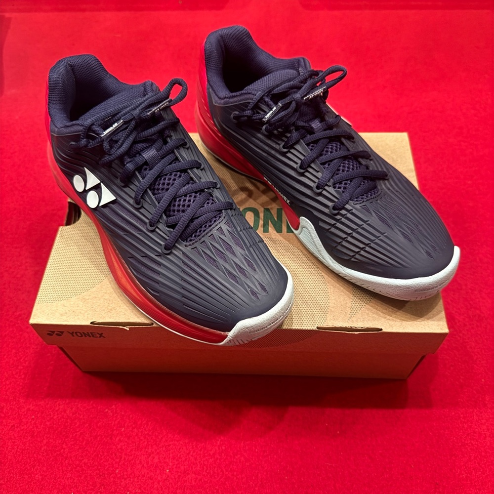 Yonex PC Eclipsion 5 Men’s - | Pro-Level Comfort & Stability | Lightly Worn